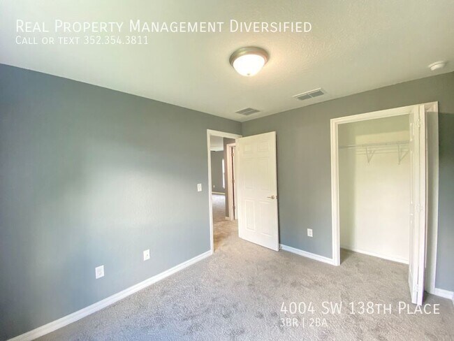 Building Photo - 4004 SW 138th Pl