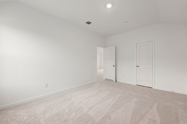 Building Photo - 6411 Symphony Wave Dr