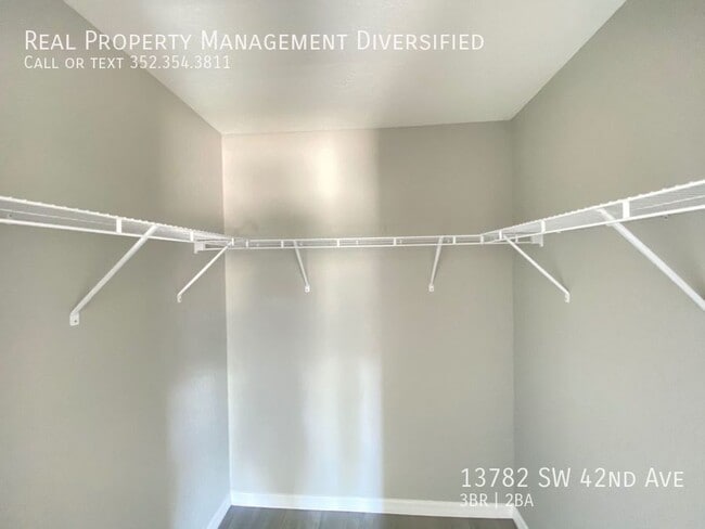 Building Photo - 13782 SW 42 Ave