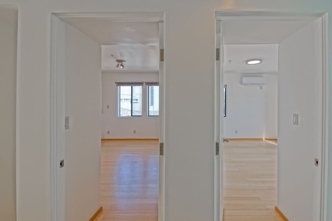 Building Photo - 522 Grand Blvd