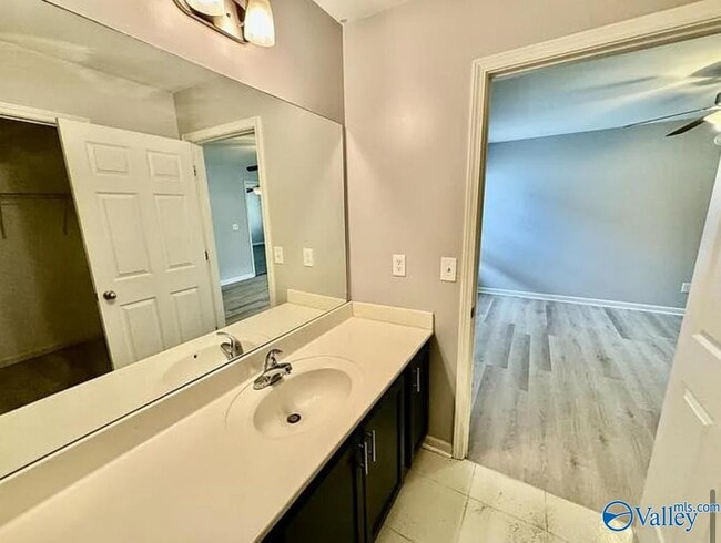 Building Photo - 2904 Wilson Dr NW