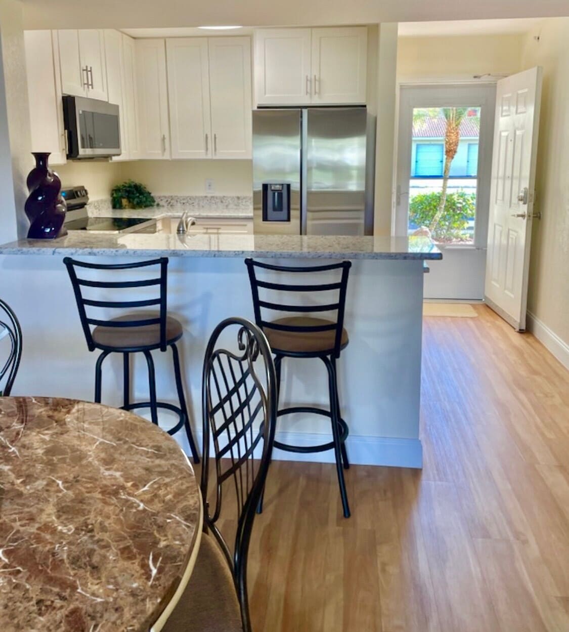 Building Photo - 8264 Key Royal Cir