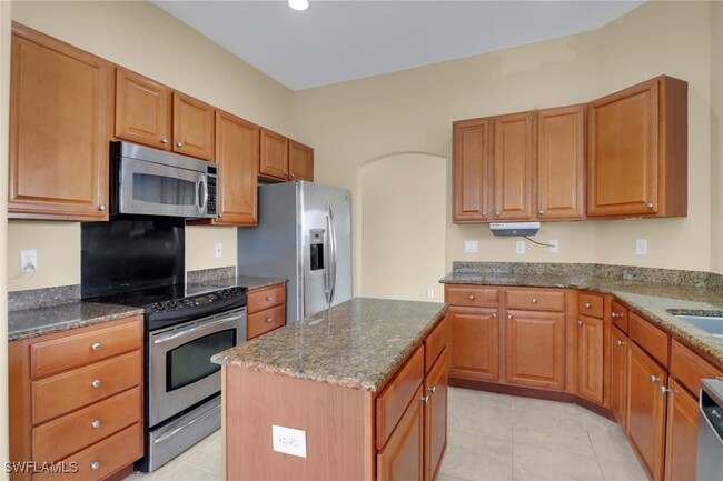 Building Photo - 1284 Verde Dr