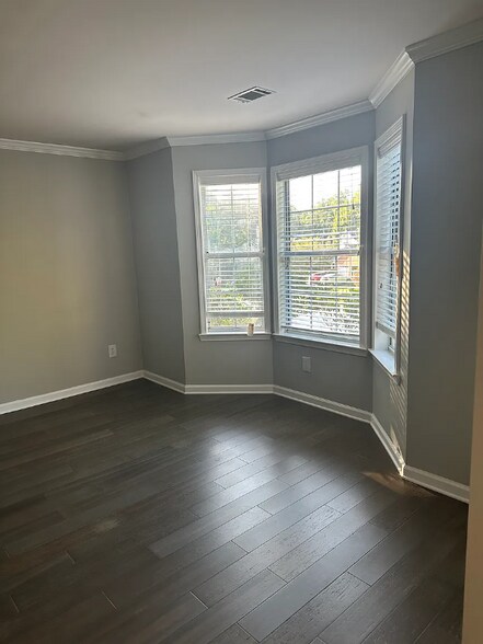 Building Photo - 5634 Mahogany Ct NW