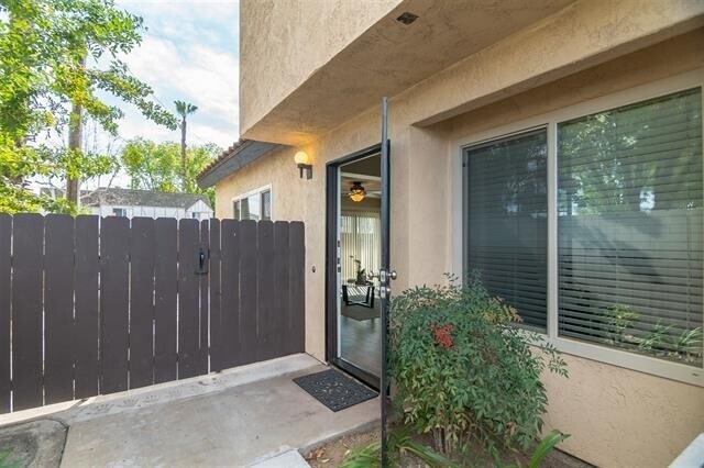 Building Photo - For rent in Granite Hills EC | 3BR 3BA with Garage