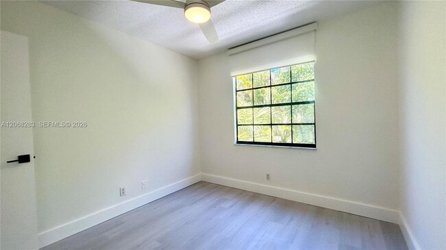 Building Photo - 20945 Bay Ct
