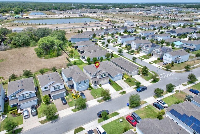 Building Photo - 5164 Chickadee St