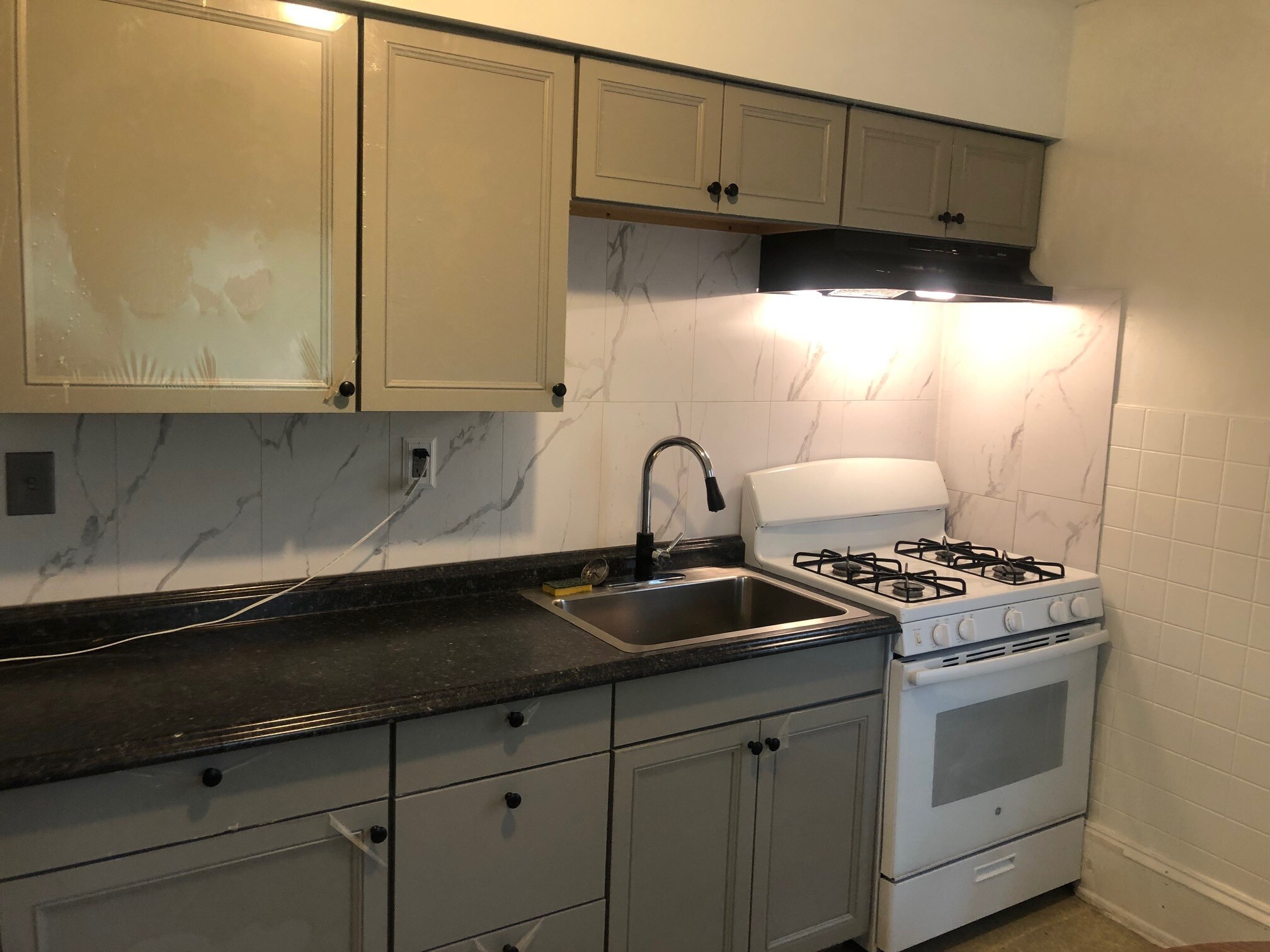 Building Photo - 302 Mitchell St