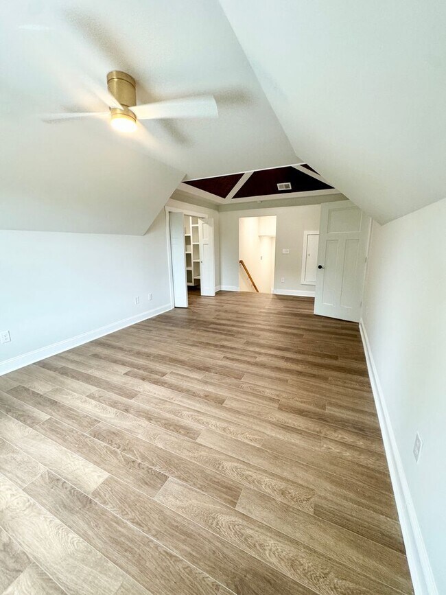 Building Photo - Beautiful 4 Bedroom, 3 Bath home located in Myrtle Grove Plantation!