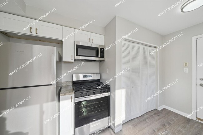 Building Photo - Completely Updated 3-Bedroom, 1-Bath Ranch...