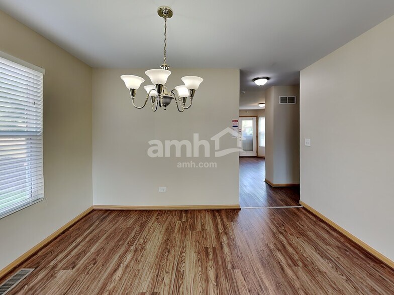Building Photo - 5913 Arbor Gate Dr