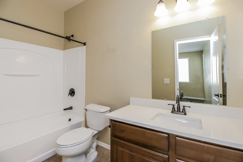 Building Photo - 1635 S Wildrose