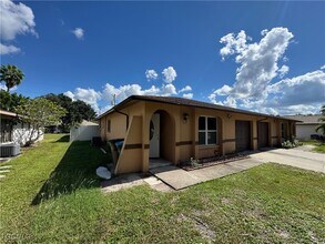 Building Photo - 517 SE 23rd Pl