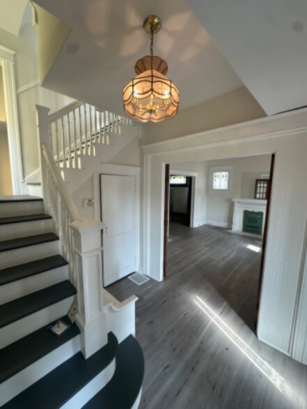 Building Photo - 1516 Dixmont Ave