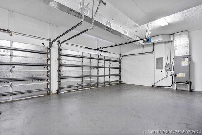 Building Photo - 50 Lake Eden Dr