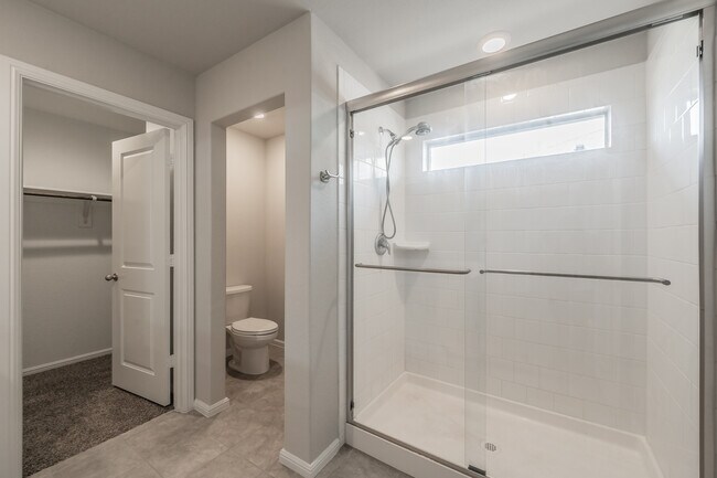 Building Photo - 1385 Dillard Creek Dr