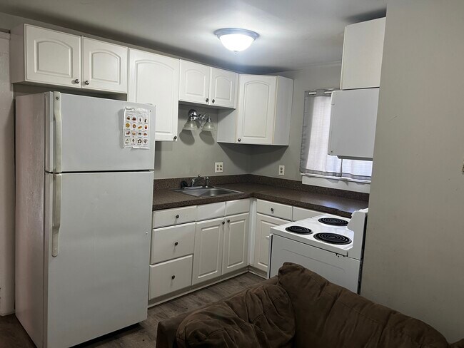 Building Photo - 9 Park St