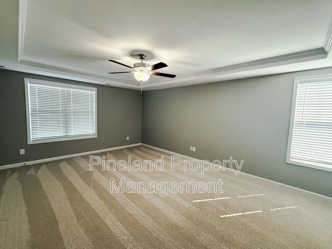 Building Photo - 268 Chatfield Dr.