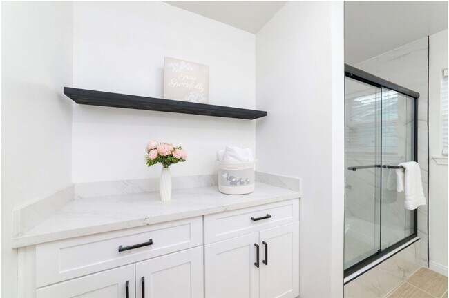 Building Photo - 11411 Ash Creek Dr