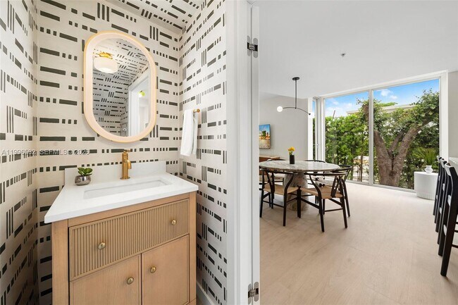 Building Photo - 600 76th St