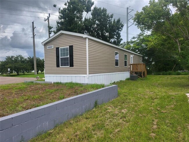 Building Photo - 4772 Duncan Rd