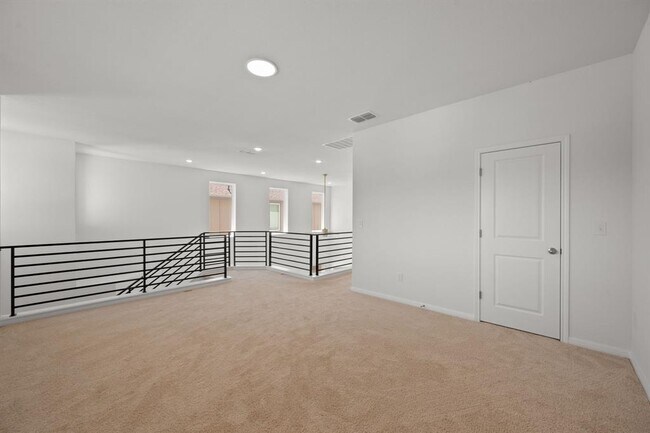 Building Photo - 185 Jackman Dr