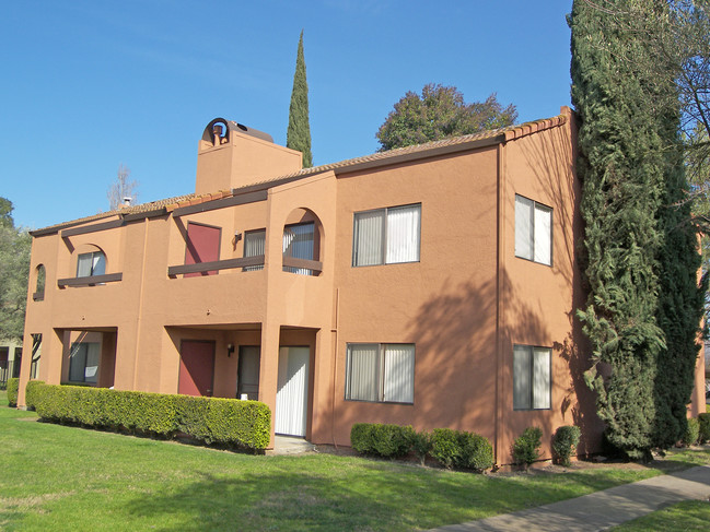 Building Photo - Venetian Park Apartments