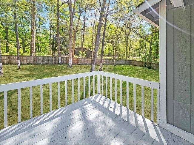 Building Photo - 7080 Greenbower Ln