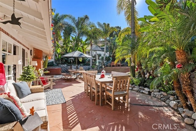 Building Photo - 2621 Via Cascadita