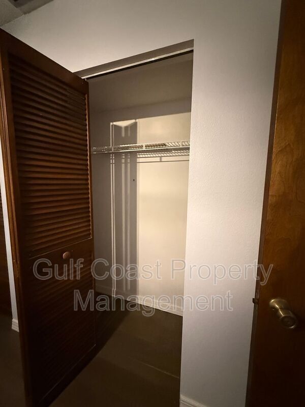 Building Photo - 40 1st Ave