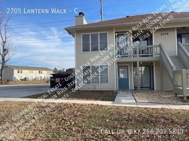 Building Photo - 2705 Lantern Walk SE