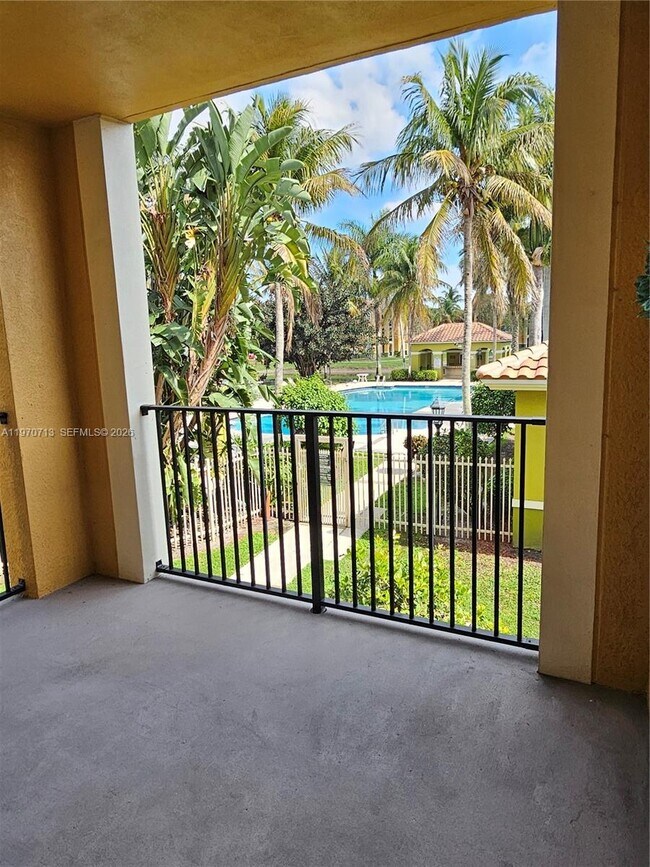 Building Photo - 2351 W Preserve Way