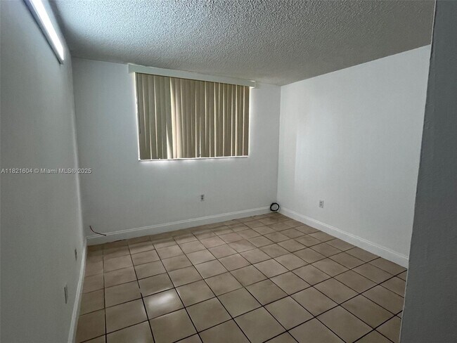 Building Photo - 8000 SW 149th Ave