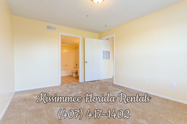 Building Photo - Beautiful 2nd floor Condo with 2 bedrooms ...