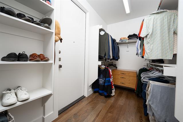 Building Photo - 2934 N Hall St