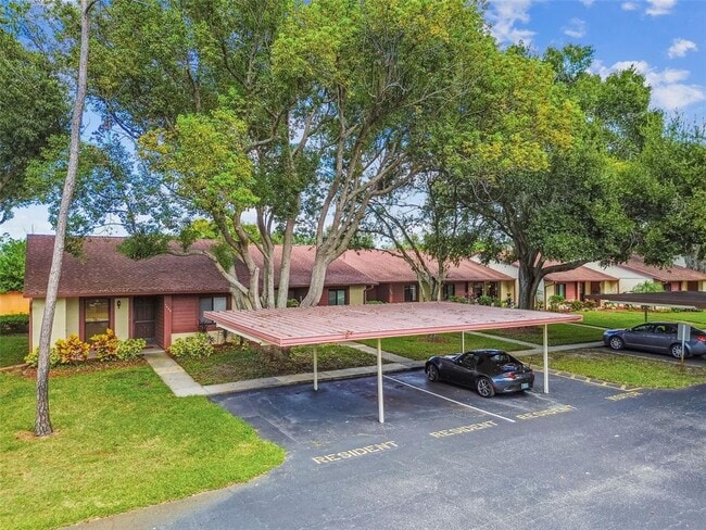 Building Photo - 7433 Greystone Dr