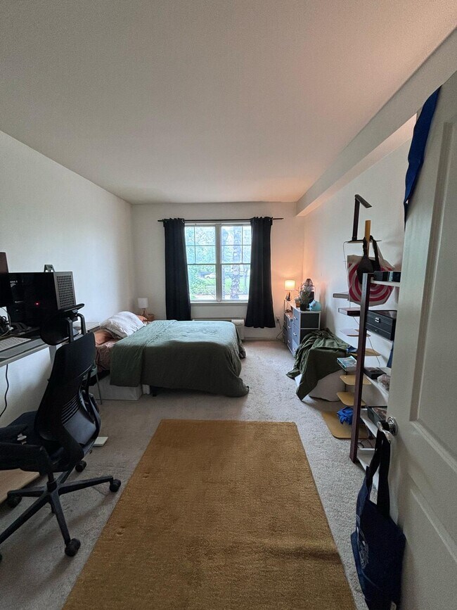 Building Photo - 15 Freedomway