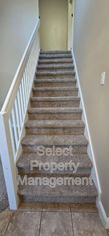 Building Photo - 5438 Thornbriar Ln