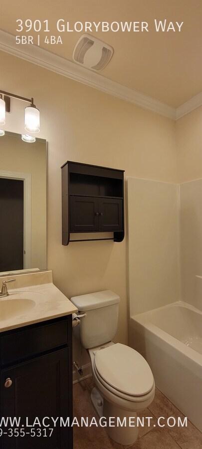 Building Photo - 3901 Glorybower Way