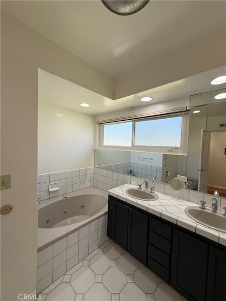Building Photo - 18836 La Amistad Pl