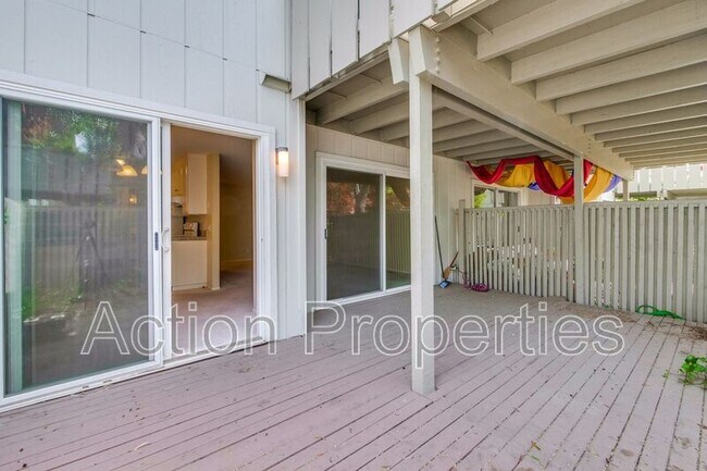 Building Photo - 255 S Rengstorff Ave