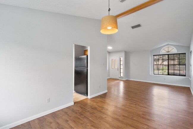 Building Photo - 8718 Coastal Dr