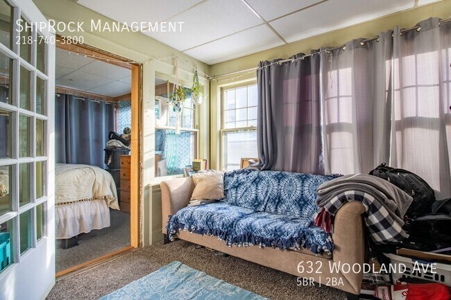 Building Photo - 632 Woodland Ave