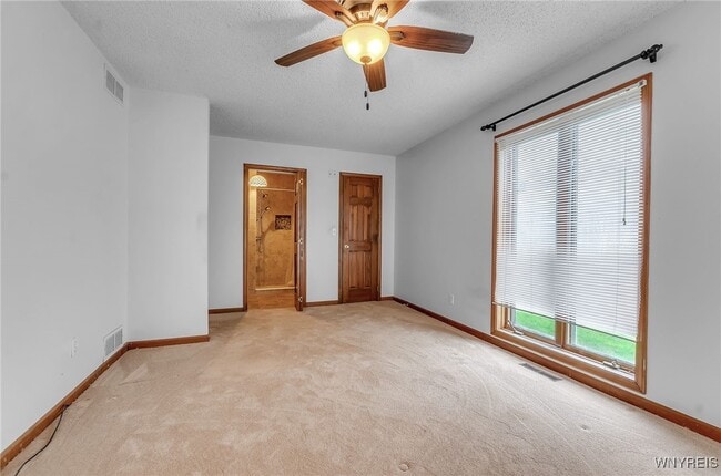 Building Photo - 9400 Wehrle Dr