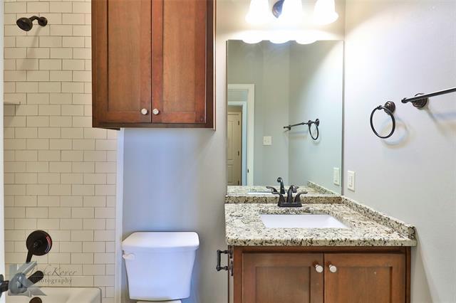 Building Photo - 3810 Carrera Ln
