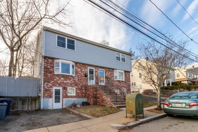 Building Photo - 82 Glendower Rd