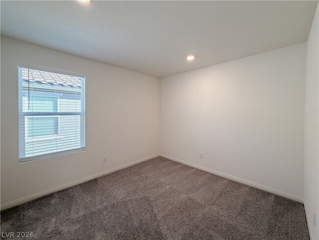 Building Photo - 6972 Dandelion Pk Ave