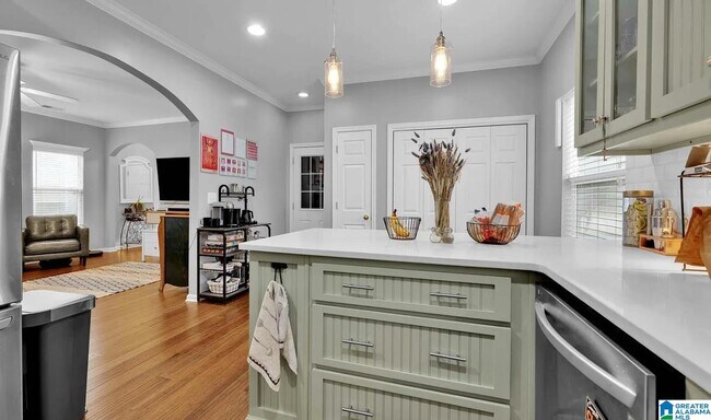 Building Photo - 5270 Cottage Ln