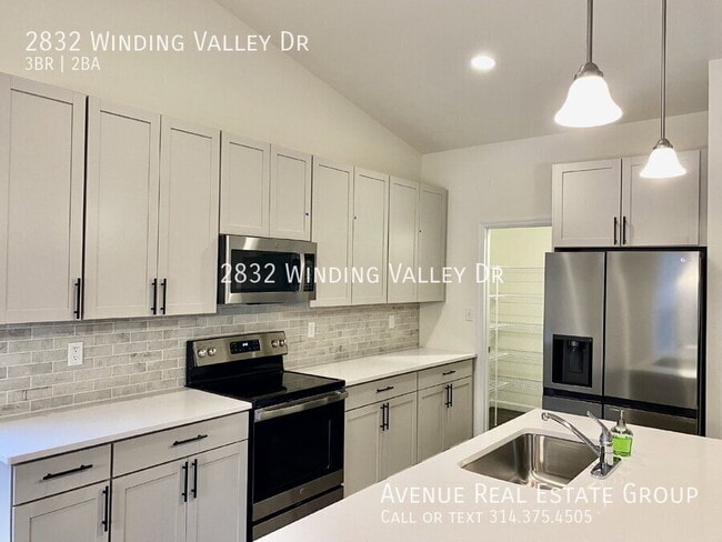 Building Photo - 2832 Winding Valley Dr