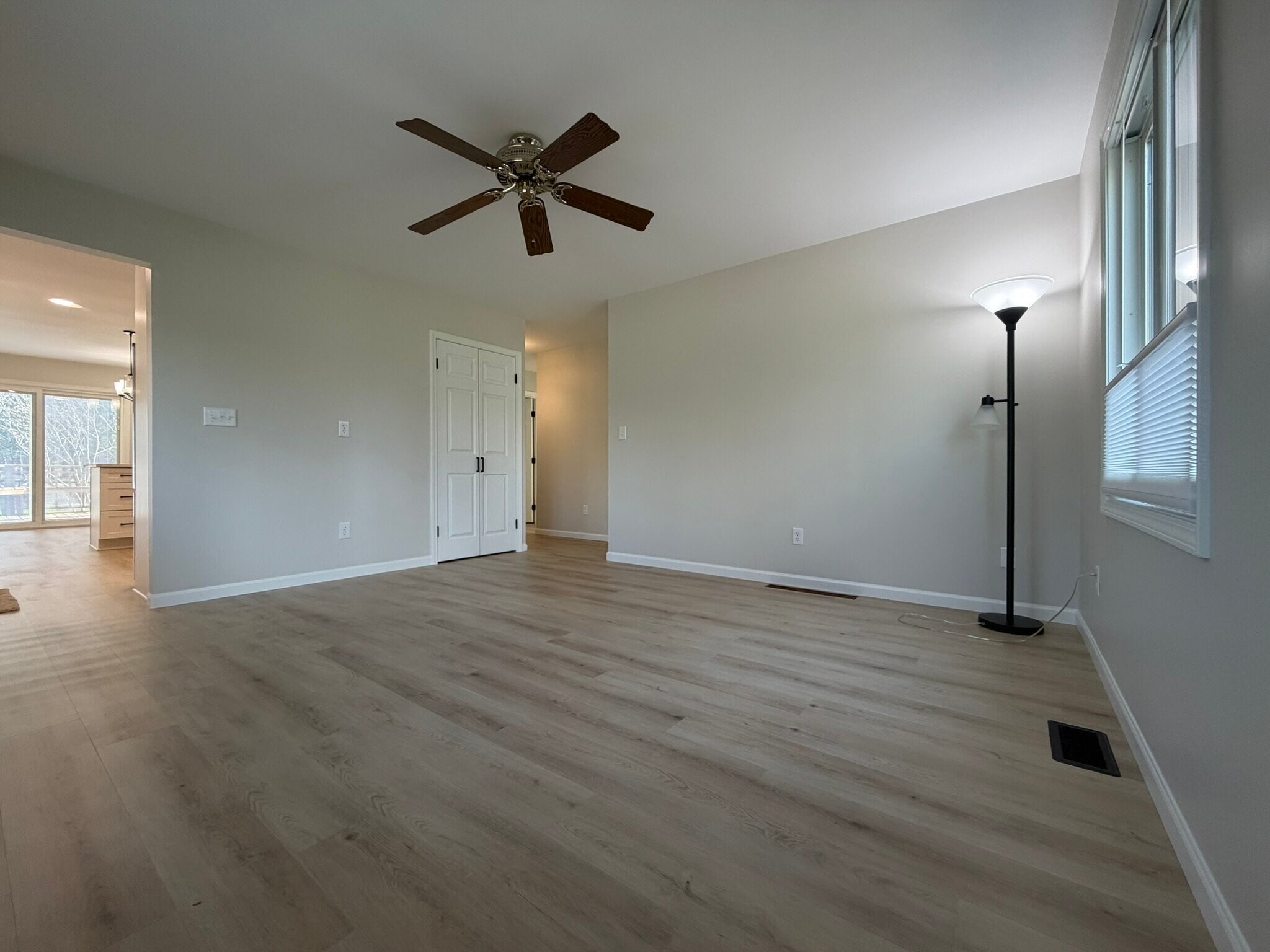 Building Photo - 16696 F-Drive N